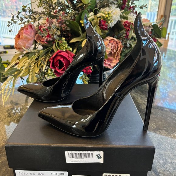 YSL Black Patent Thorn 5"+ High Heels, Euro 39 - Picture 4 of 11